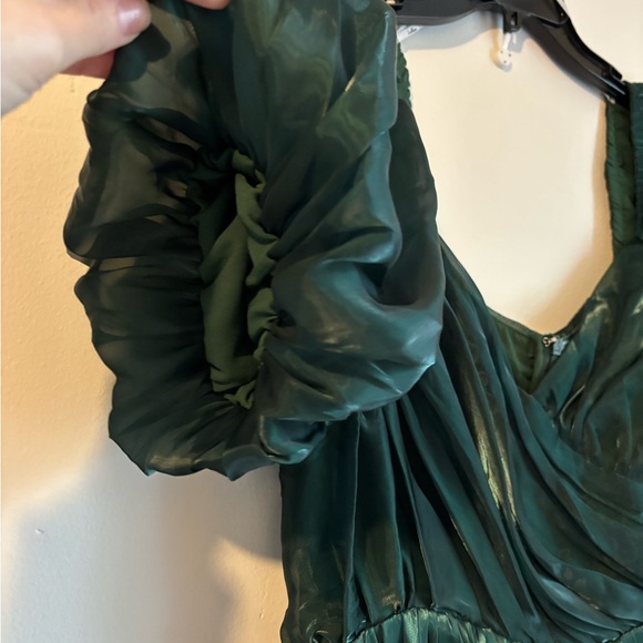 Lulu's Emerald Green Puff Sleeve Dress - Picture 3 of 5